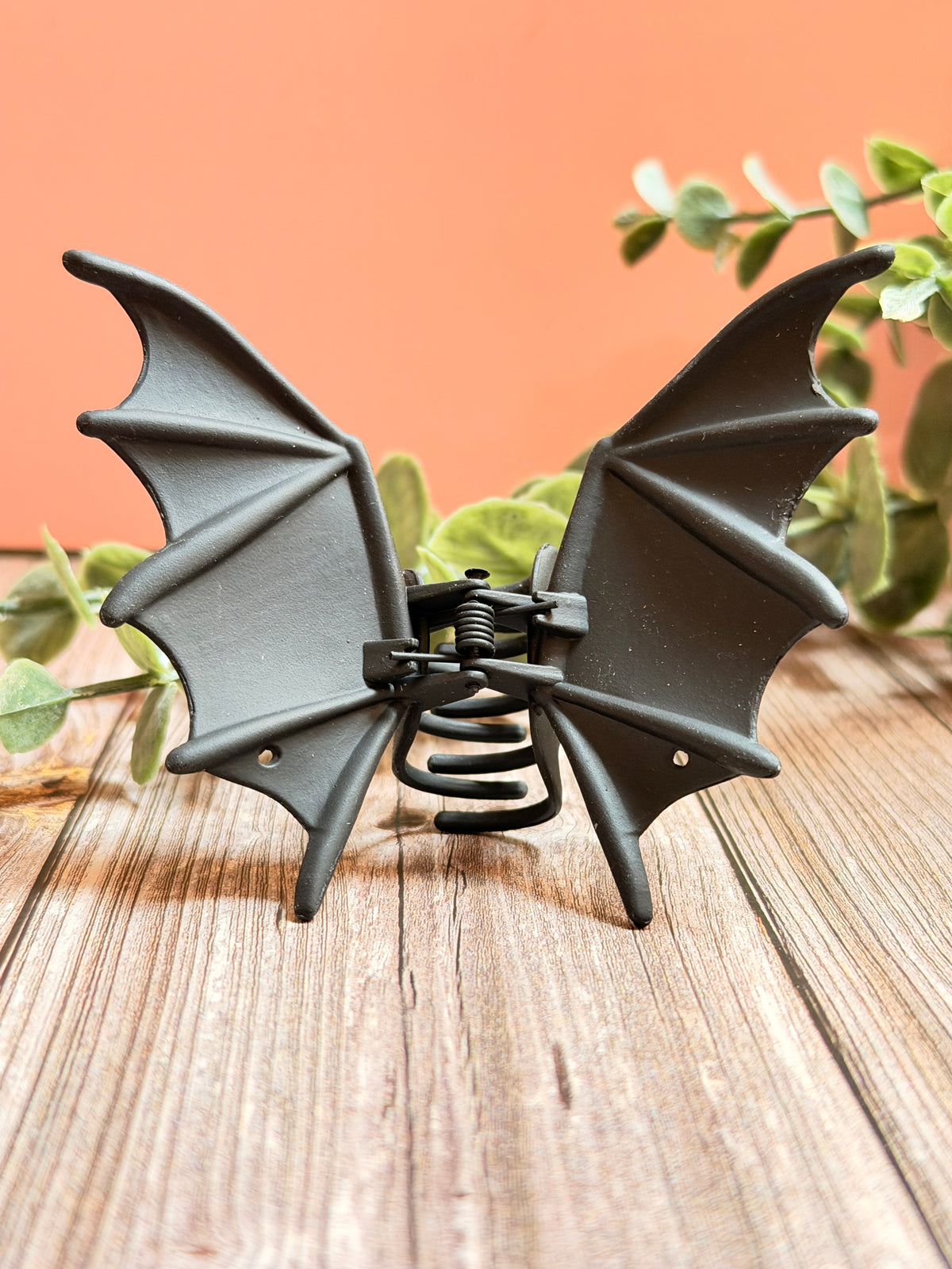 Bat wings hair clip